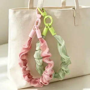 Femmes Sangle en Gaze Plissée Porte-Clés Mignon Breloque de Sac Léger Anneau de Clés Doux Ambiance d'Été Accessoires Polyvalents