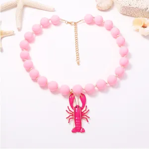 Collier pendentif homard perles roses, bijoux en alliage style vacances plage d'été pour femmes.