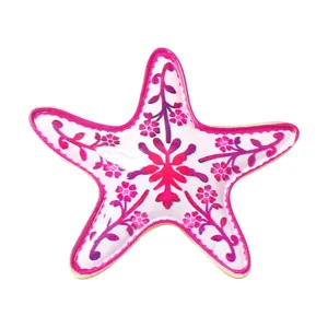 Graziosa spilla stella marina smaltata con motivo floreale stile spiaggia donna