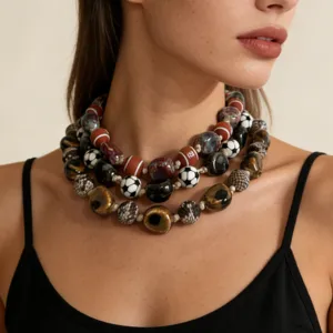 Collana di perle multistrato chic da donna, elegante gioiello geometrico in ceramica moda.