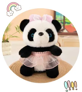 Grazioso panda di peluche con fiocco rosa e tutù, morbida bambola animale decoro.