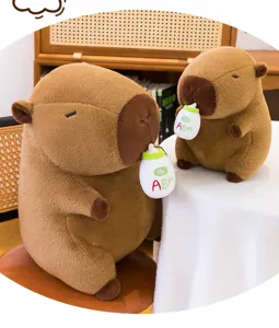 Simpatico peluche capibara con biberon bambola animale imbottito regalo per bambini