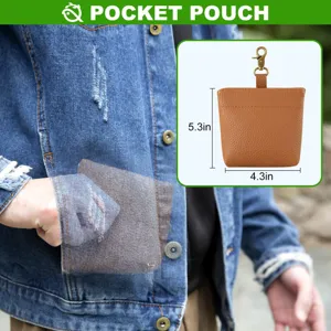 Pochette d'entraînement pour chien en cuir PU portable avec clip métallique, marron compacte.