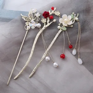 Traditional Chinese style hairpins with floral and butterfly design, elegant Hanfu accessories.