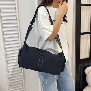 Black large capacity shoulder crossbody bag casual minimalist travel duffel bag for daily use