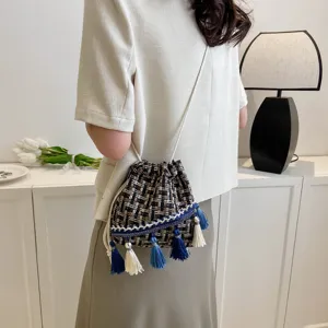 Tweed bucket bag with ethnic fringe and tassels, casual shoulder crossbody bag for women.