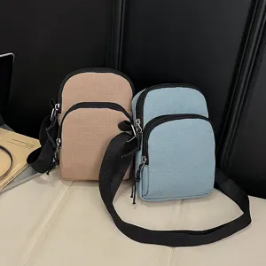 Women solid color minimalist crossbody bag detail view, lightweight casual shoulder bag