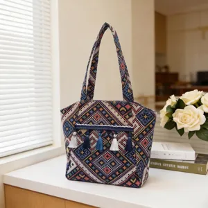 Ethnic style woven tote bag large capacity shoulder handbag with tassels for women daily commute