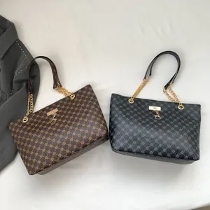 Women large capacity tote bag retro shoulder handbag with chain strap and cute deer charm.