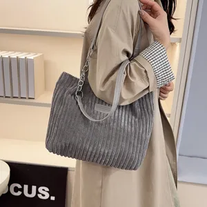 Grey corduroy shoulder bag for women, large capacity tote bag with chain strap, winter trend.
