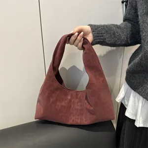 Leopard print hobo shoulder bag, casual large capacity tote bag for women, stylish daily use.