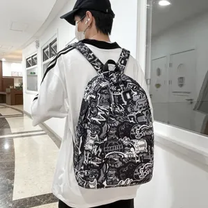 Mochila grande moderna con estampado de grafiti genial y diseño de estilo urbano.