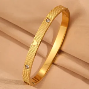 Edler Titanstahl Armreif gold gestreift Herz Strass Damen Modeschmuck Armband Luxus Neu