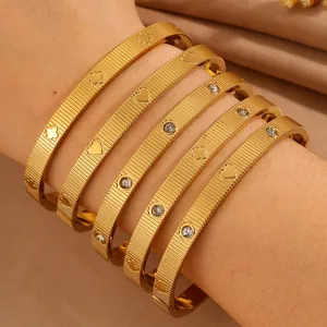 Goldene edelstahl gestreifte kleeblatt herz strass armspangen fur damen