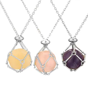 Natürlicher Kristallstein Netz Käfig Halskette Metallkette mit verstellbarem Anhänger.