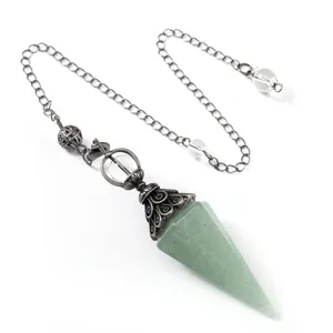 Collar colgante de cono hexagonal de péndulo de cristal verde para yoga meditación