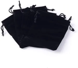 Set de poches cordon velours noir, sacs bijoux tarot doux rangement de cadeaux chic.