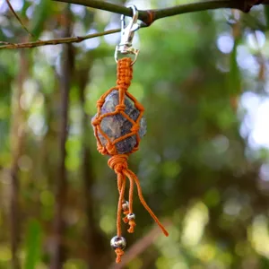 Natur Edelstein gewebter Schlusselanhanger mit unregelmabigem Kristall Anhanger