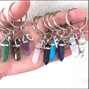 Natürlicher Kristall Sechseckige Säule Schlüsselanhänger Mit Metall Buchstabe Anhänger A-Z DIY Heilstein Schlüsselanhänger Tasche Schmuck