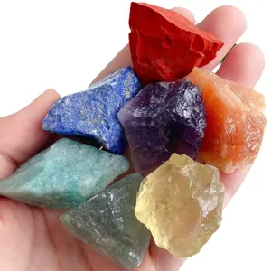 Natuurlijke ruwe kristalstenen kleurrijke mineralen monsters voor genezing meditatie decor