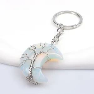Colgante de árbol de la vida de luna de cristal natural llavero de alambre hecho a mano