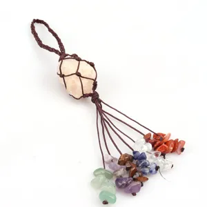 Pendente da appendere in cristallo grezzo 7 chakra nappa auto e decorazione dettaglio