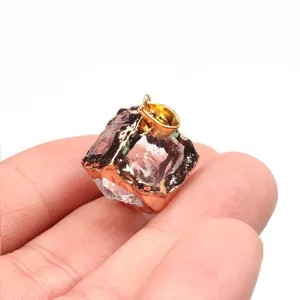 Kristallglas quadratischer Anhänger mit vergoldeter Kante DIY Schmuck Zubehör Detail.