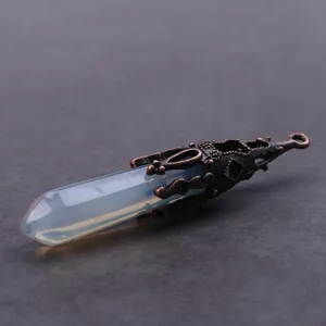 Natuurlijke kristal zeshoekige kolom hanger met vintage koperen dop voor yoga meditatie ketting
