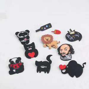 Ensemble de broches en acrylique animal créatif, badges de dessin animé mignons mode.