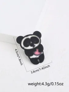 Broche panda en acrylique creative bijoux mode animal detail avec dimensions claires.