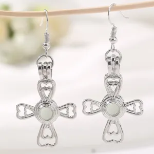 Pendientes colgantes cruz hueca luminosos moda plateada accesorios de joyería estilo DIY