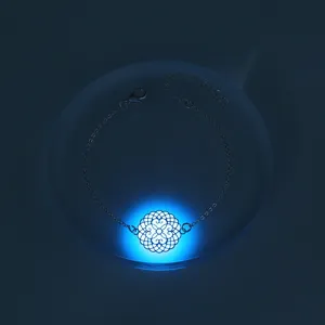 Leuchtendes rundes Armband mit Blumenmuster für Damen, modischer Nachtleuchtender Schmuck.