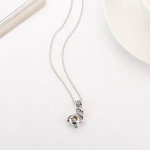 Detailed view of the silver animal pendant necklace, featuring delicate chain and exquisite craftsmanship.