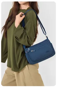 Nylon Umhängetasche für Damen lässige Mehrfachtaschen Reise Schultertasche Handtasche blau