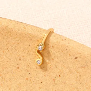 Squisito anello da naso placcato in oro con zirconi scintillanti, gioiello per piercing.