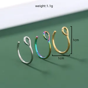 Set van roestvrijstalen neusringen nep, 3 kleuren, lichtgewicht 1.1g, afmeting 1cm.