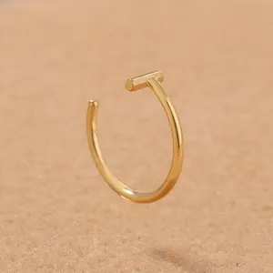 Goldene T-Steg Nasenring minimalistischer Körperschmuck chic Punk Piercing Schmuckstück