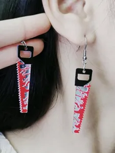 Halloween Acryl Blutspritzer Säge Ohrhänger Persönlichkeit Lustige Handsäge Form Ohrringe Kostüm Party Schmuck Geschenk Für Damen