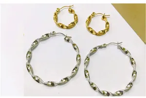 Stainless steel twist hoop earrings set, gold and silver thick geometric hoops for women fashion.