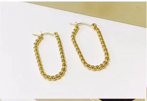 Minimalist 18K gold plated twisted rope O-shaped hoop stainless steel earrings for women.