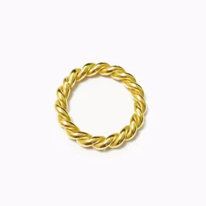 Minimalist gold twisted rope ring for women and men, stylish stainless steel band jewelry.
