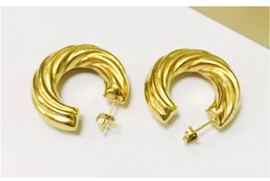 Chunky twisted gold hoop earrings, french style stainless steel thick c-shape earrings detail