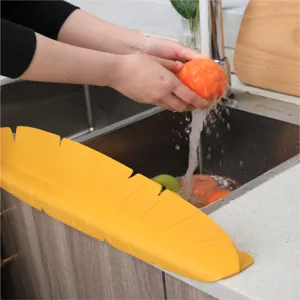 Gelber Silikon Küchenspüle Spritzschutz blattförmig wasserdichte Arbeitsplatte Baffle