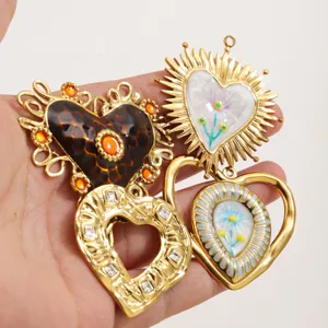 Acero inoxidable colgante corazón estampado UV multi-estilo vintage hueco dije collar DIY
