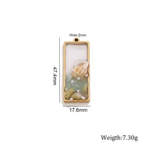 Détail du pendentif en résine époxy et coquillage avec cadre en acier dimensions et structure.