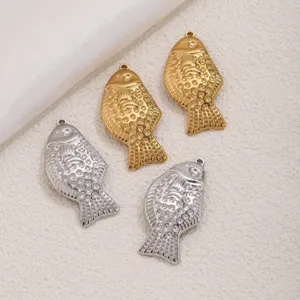 Stainless steel small fish pendants, retro embossed koi charms for DIY necklace accessories.