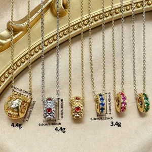 Collier pendentif tonneau en alliage de cuivre vintage avec des pierres precieuses.