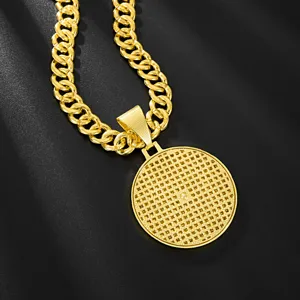 Hip-Hop Kubanische Kette Halskette mit rundem Gitter Anhänger, Luxus Gold Schmuck für den Alltag.
