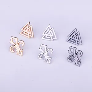 Vintage Metall Reversnadeln Set, Wikinger Dreieck und Lilie Brosche Anstecknadel für Herren Anzug.