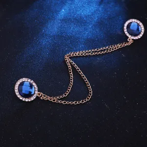 Elegante blaue Kristall Strass Brosche mit mehrschichtiger Metallkette Mode Accessoire.